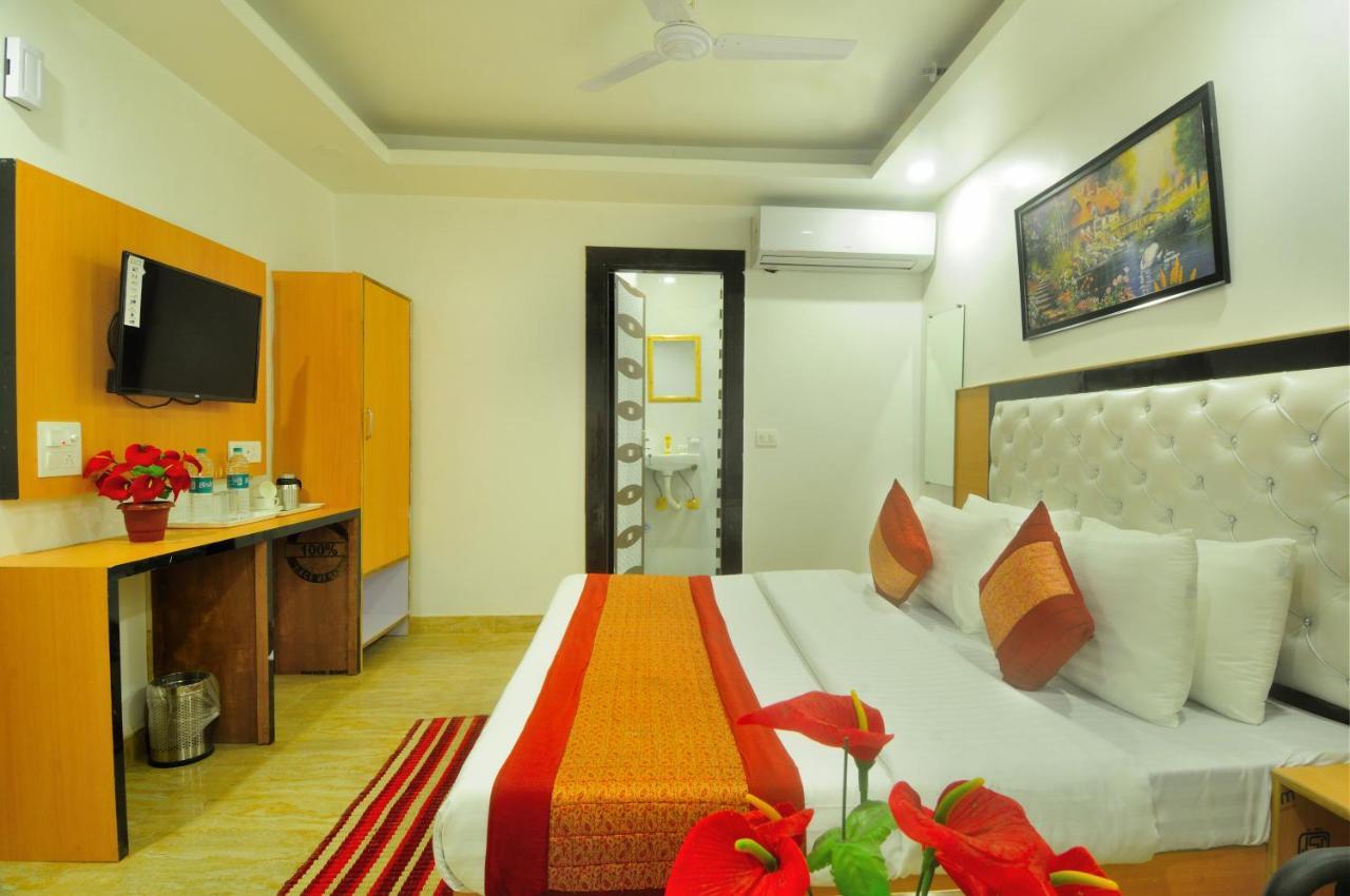 Hotel Noida Delight Εξωτερικό φωτογραφία