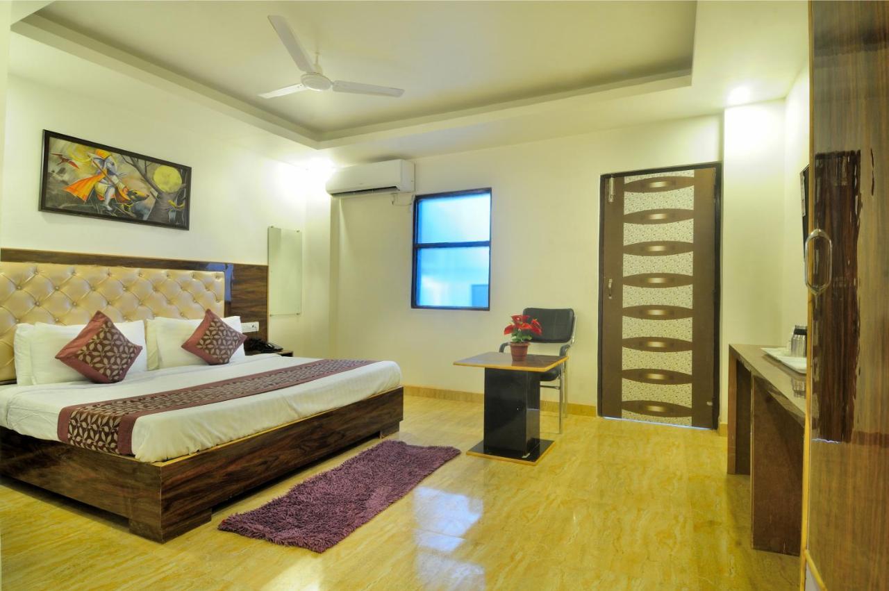 Hotel Noida Delight Εξωτερικό φωτογραφία